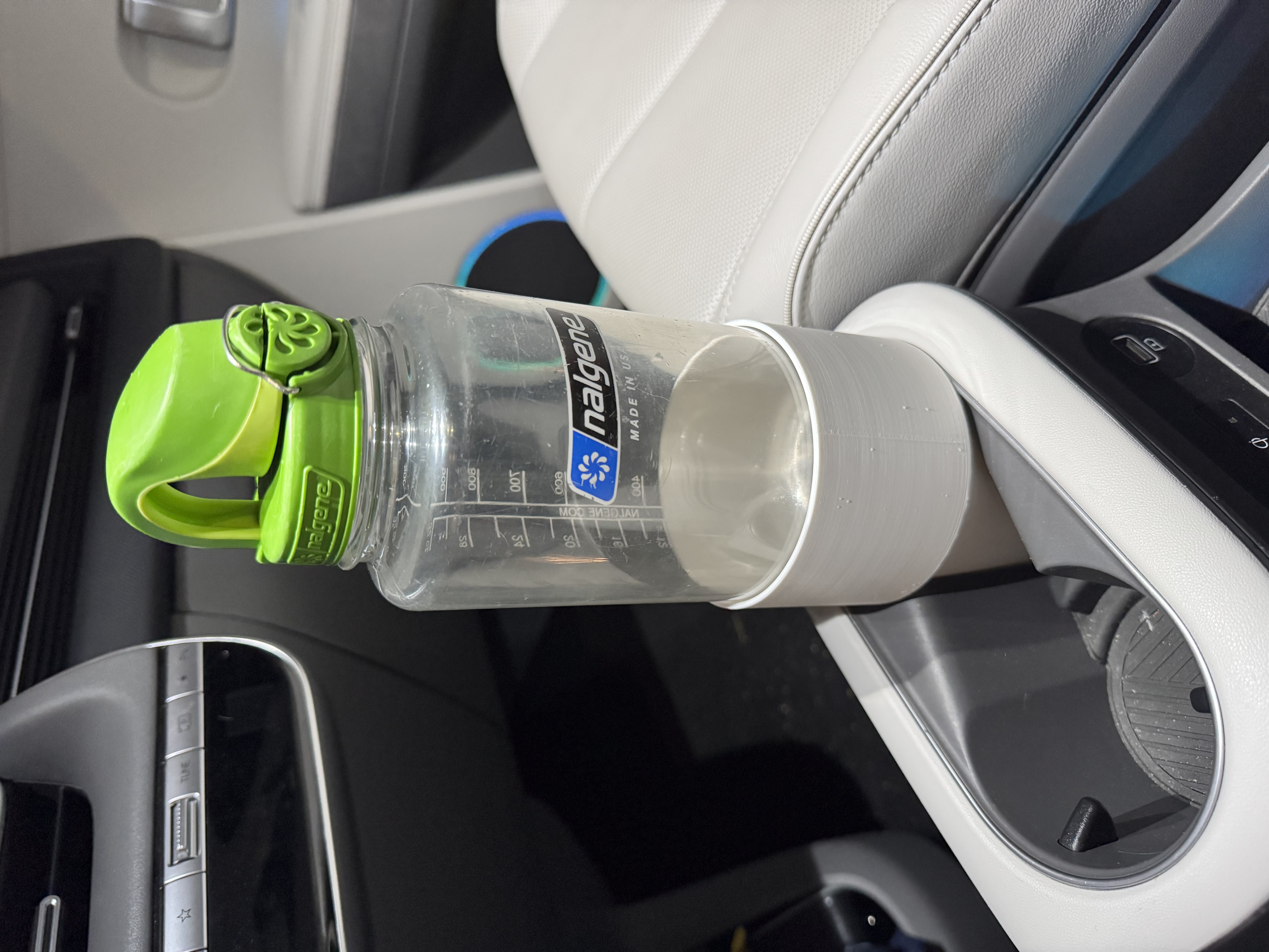 Ioniq 5 Nalgene Cupholder (locking)