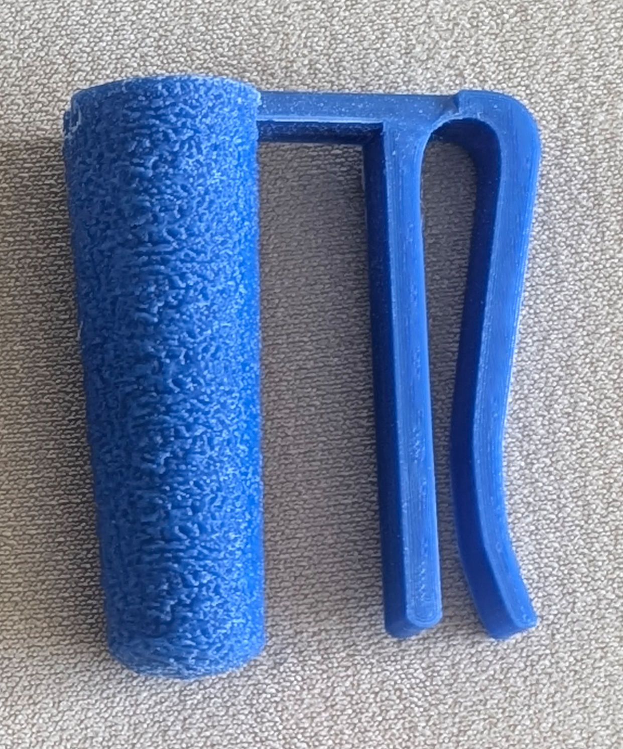Artificial Anti-Foam Finger for Carbonated Drinks