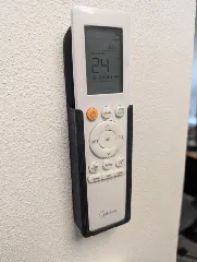 Parametric AC remote holder