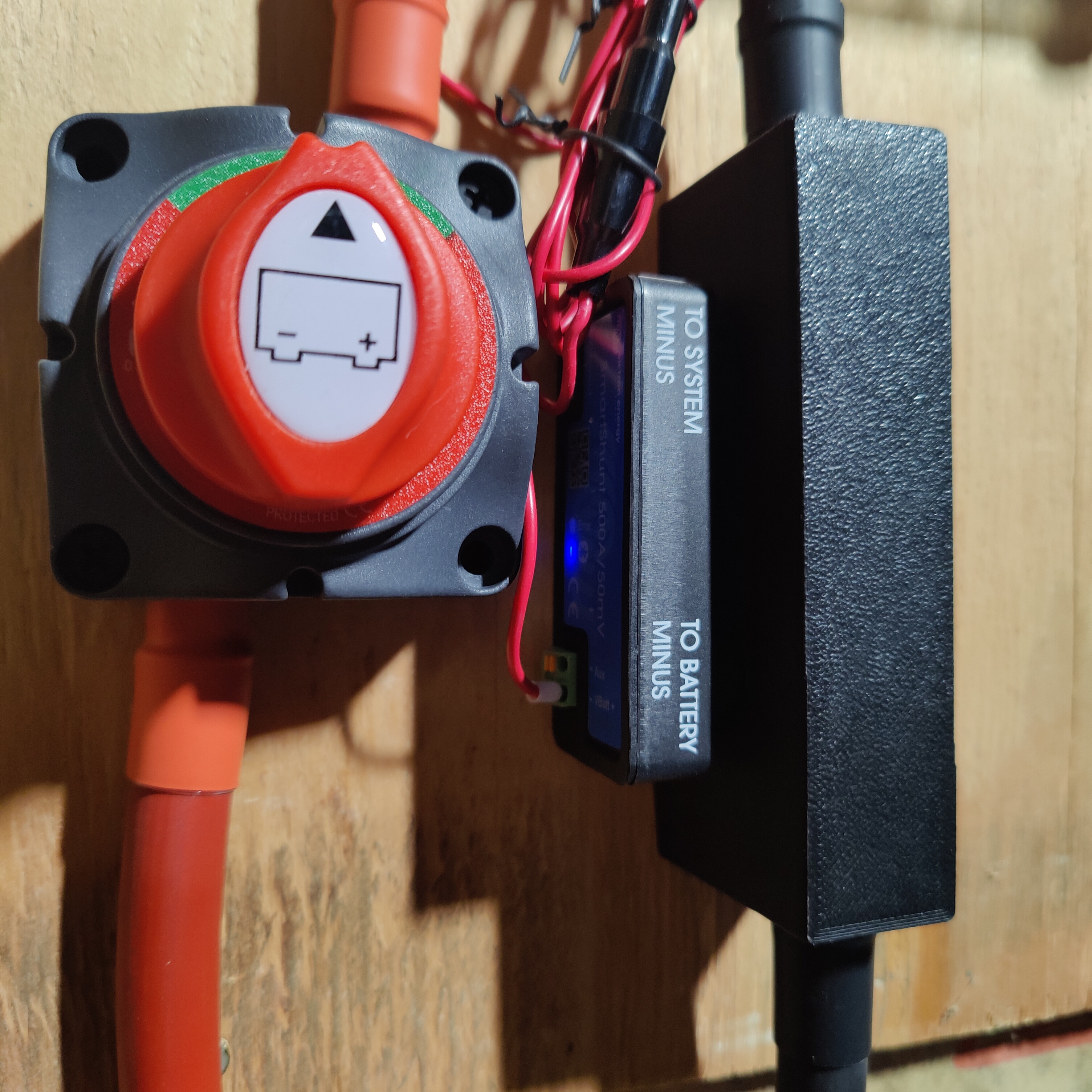 Victron 500A SmartShunt, Straight-through Cover