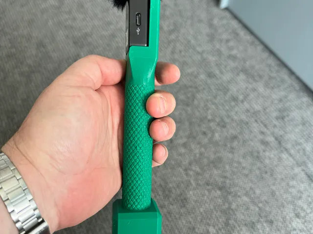 Interview Handle for Rode Wireless Go with box