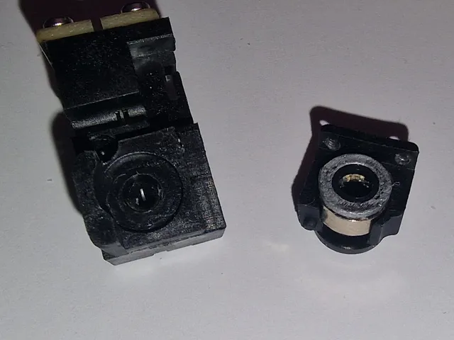 Qidi Q2 Runout-Sensor/PTFE-Tube Qickconnector FIX