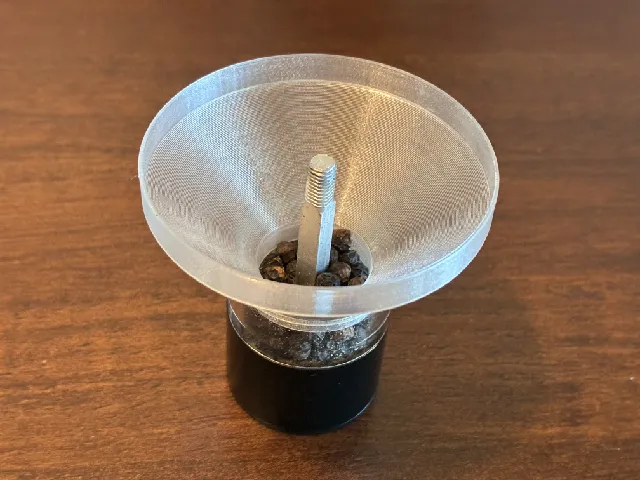 Funnel for Adhoc mini pepper mill (vase mode print)