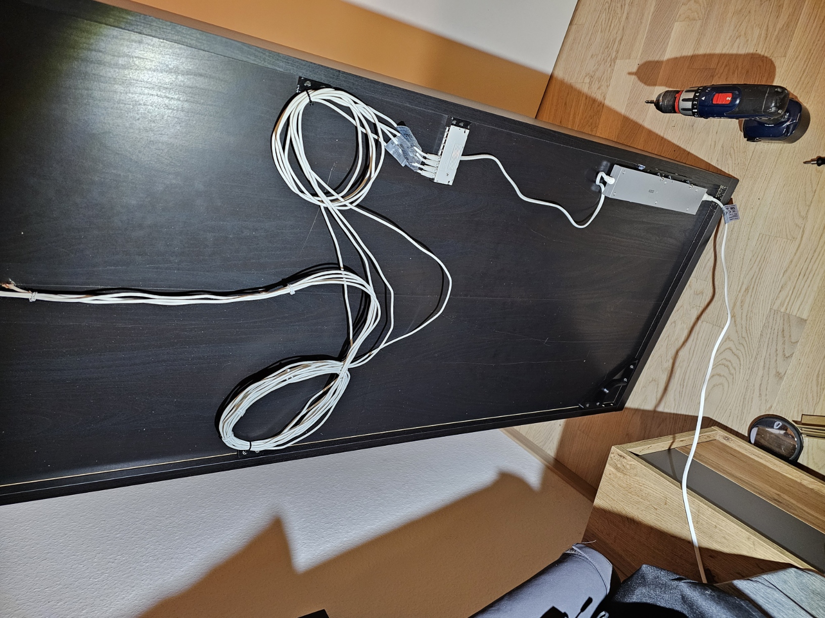 Mounting bracket for IKEA TRÅDFRI 30w & BESTA