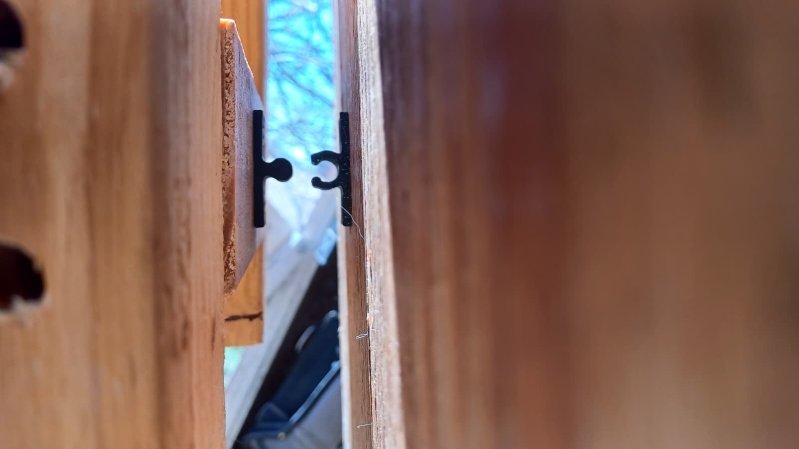 Flanged Bump Connector