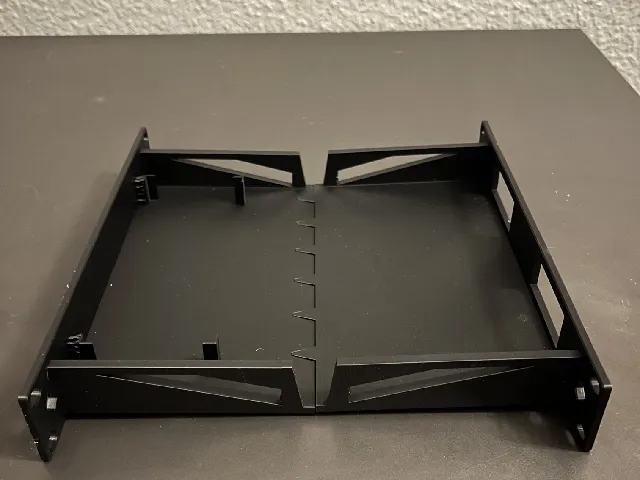 10'' Server-Rack Ground-Plate