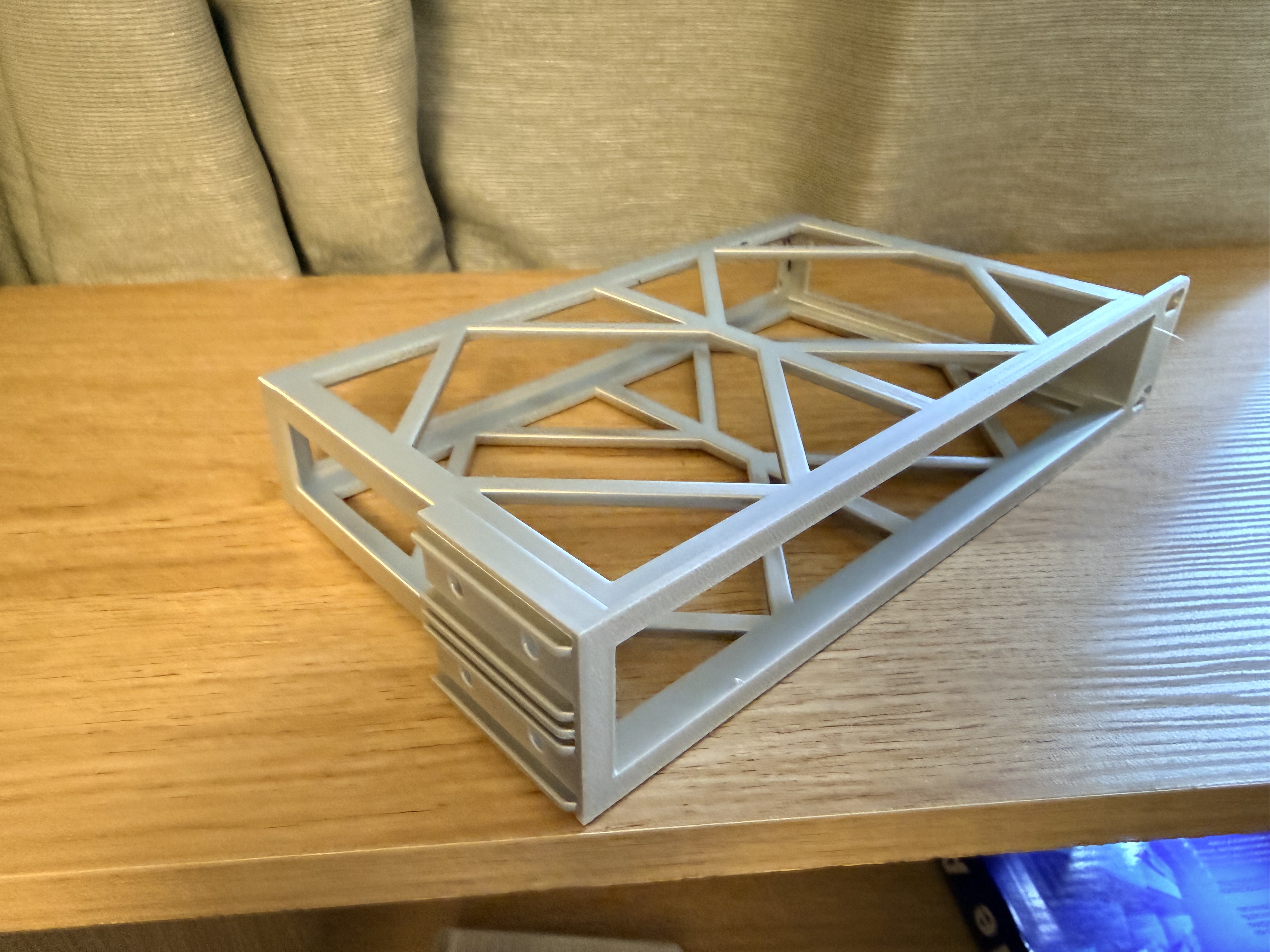 Rack mount for Unifi Gateway Fiber (UXG/UCG) compatible with ESRack