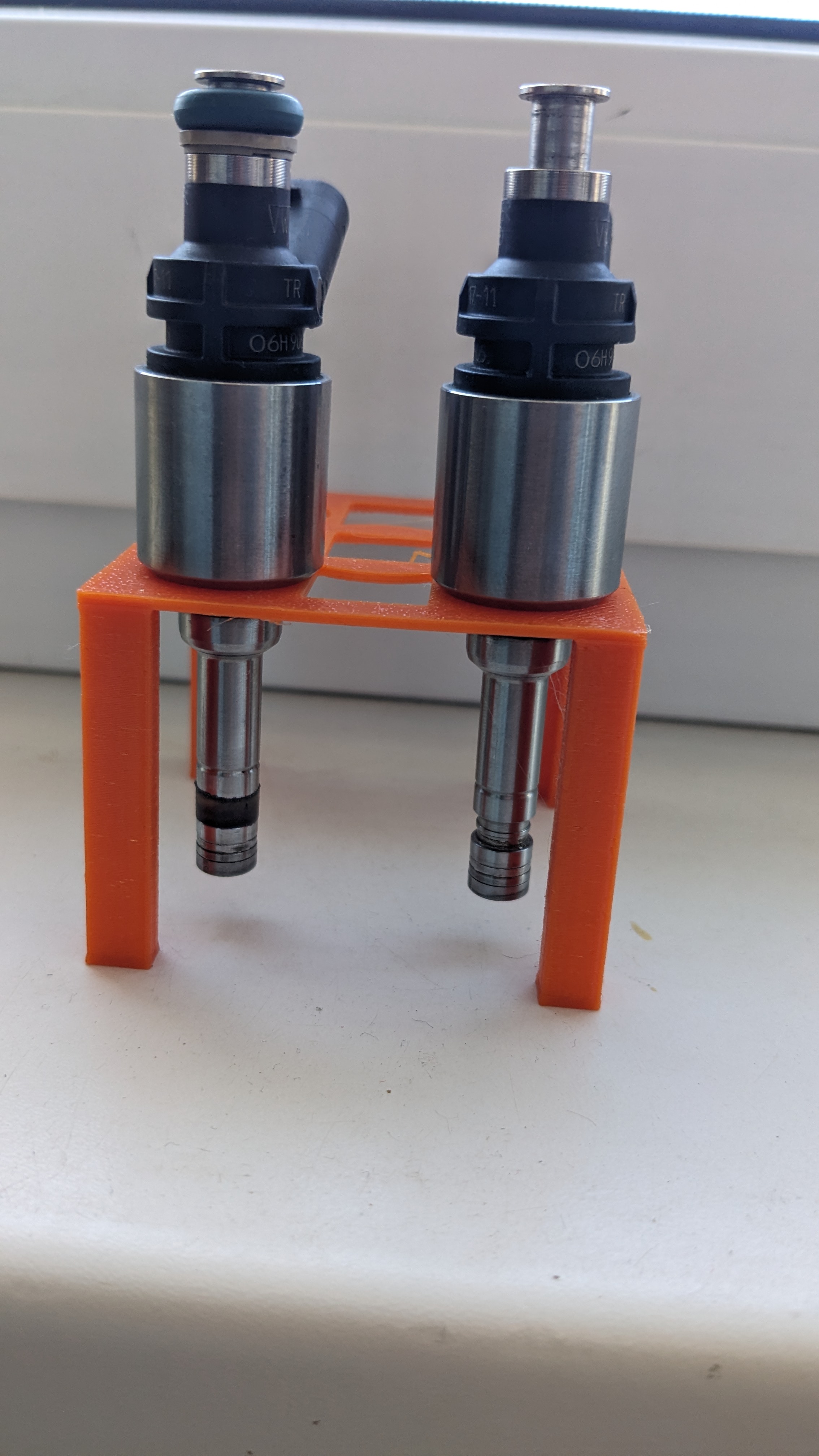Ultrasonic bath nozzle cleaning stand