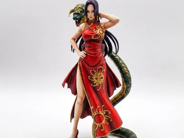 Boa Hancock's Snake (Salome) Figurine - One Piece