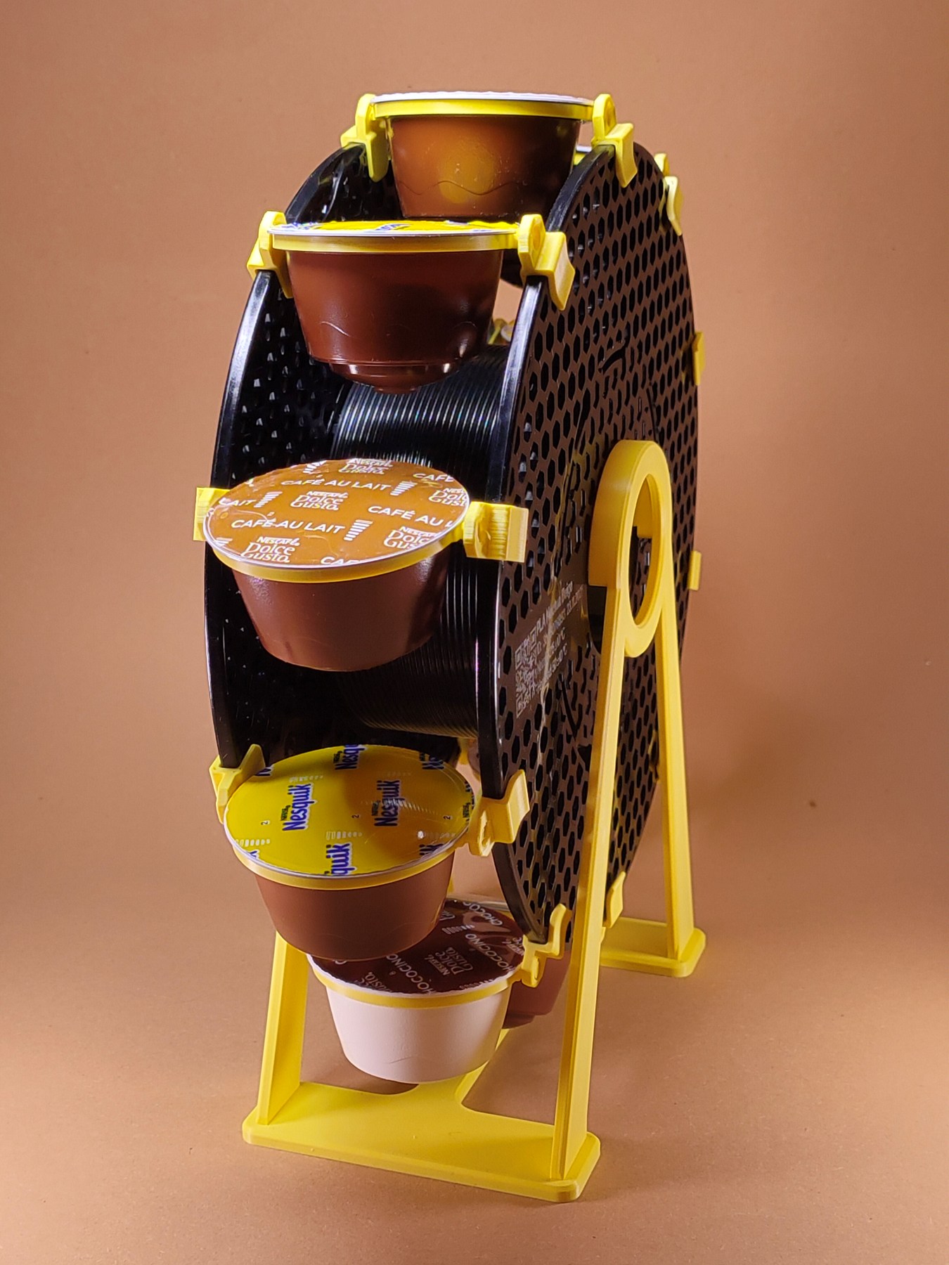D.G. capsule Spool carousel