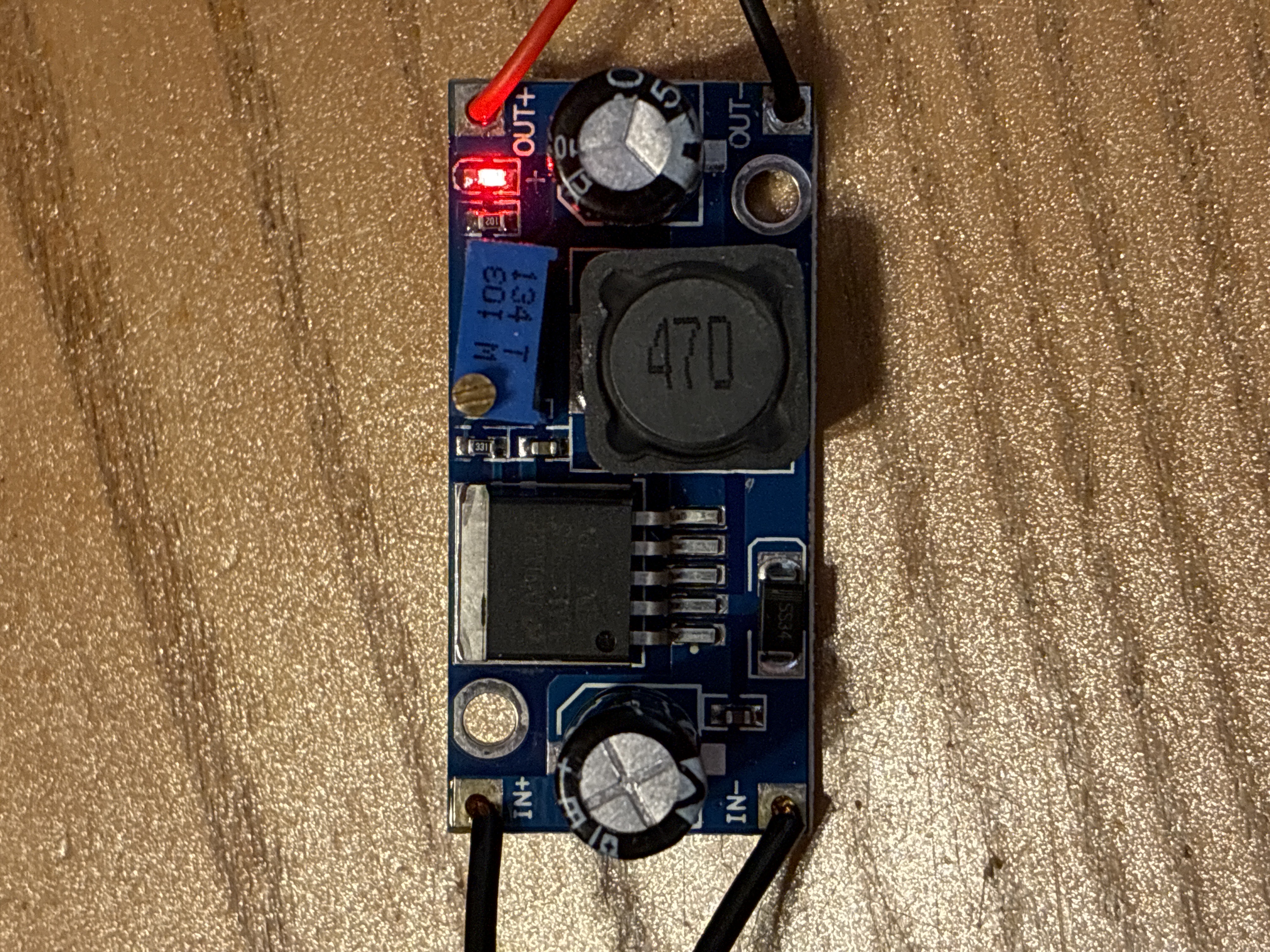 LM2596 enclosure, vented with 20mm fan, for buck converter
