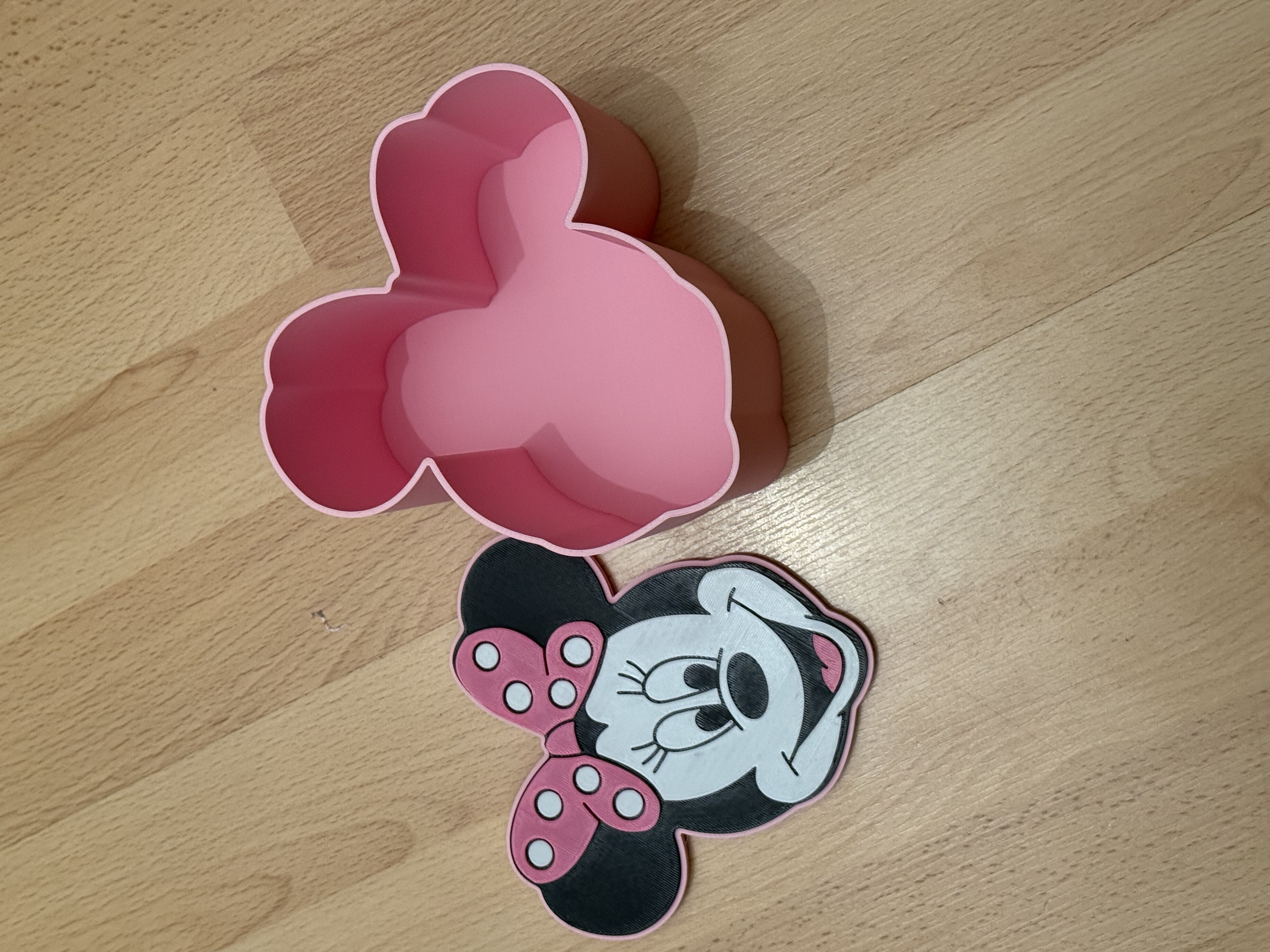 Miniatura 2 do modelo 3D Box minnie mouse