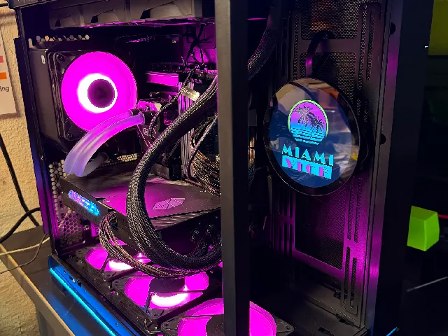 Waveshare 5” Round LCD Mod For Lian Li 011D Vertical Fan/Rad Mount