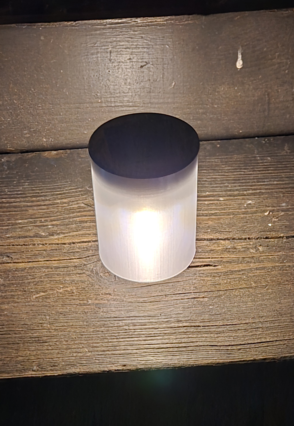 Einfache Solar LED Tischlampe 1