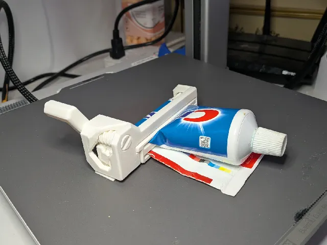 toothpaste squeezer worm gear v9