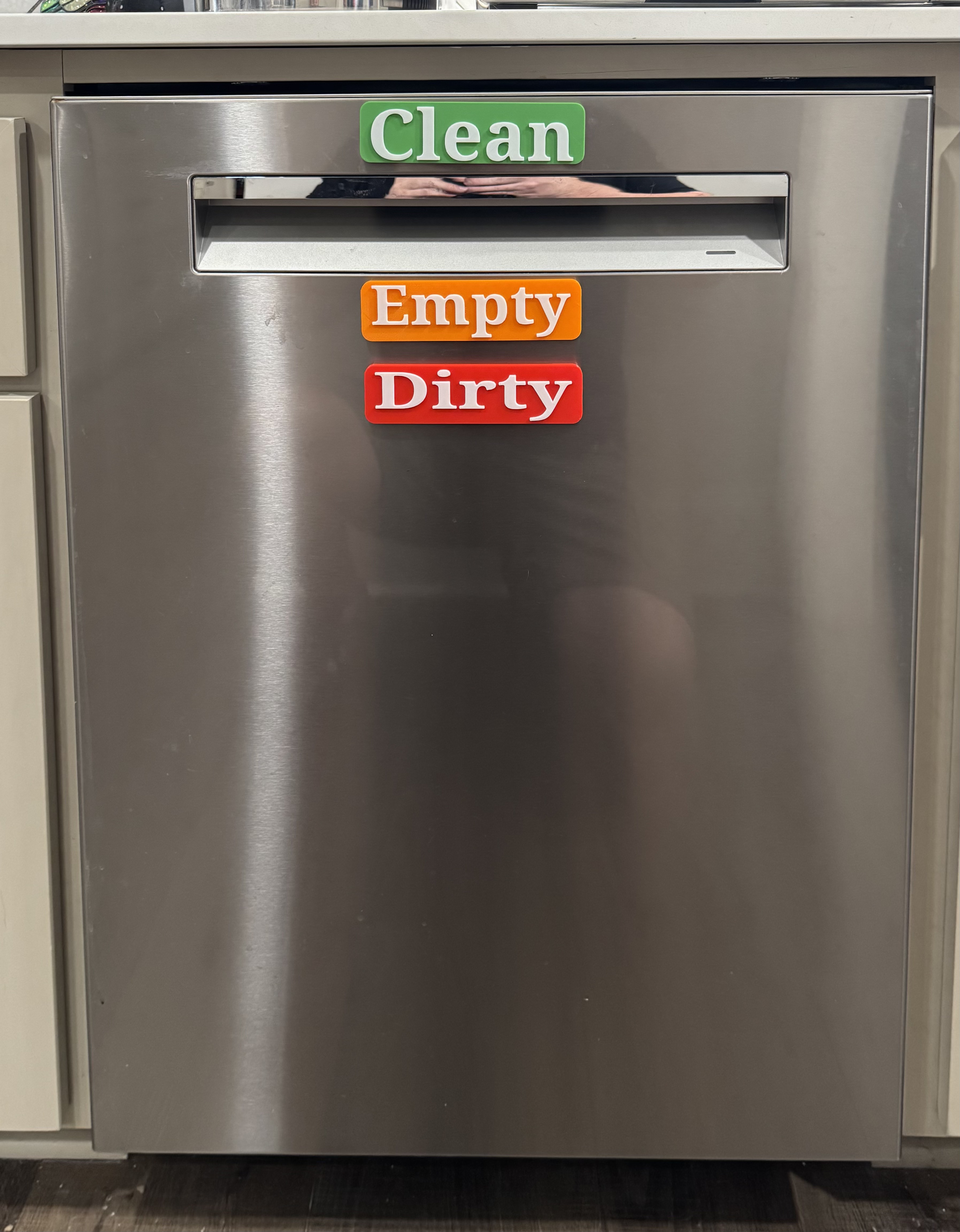 Dishwasher Signs for easy viewing. Magnetic Mounting.