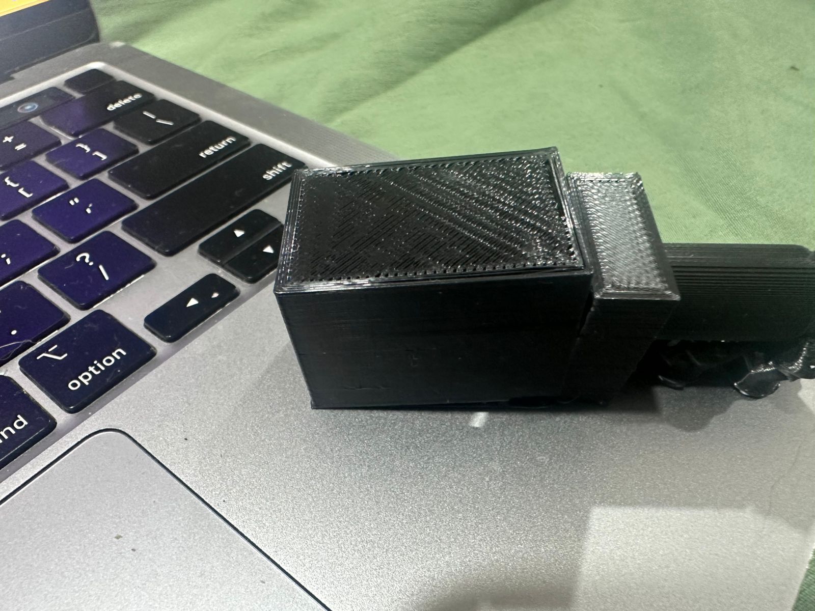 crusher with airholes