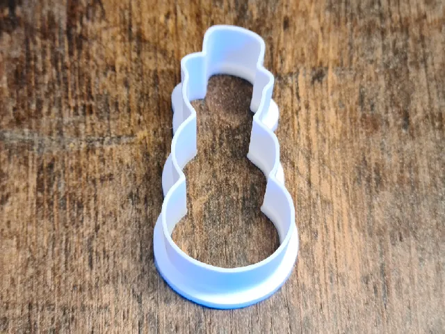 Christmas: snowman cookie cutter