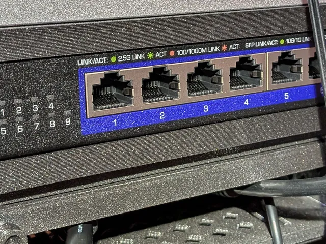 TEG-S5091 Trendnet Switch 19in server rack mounting brackets