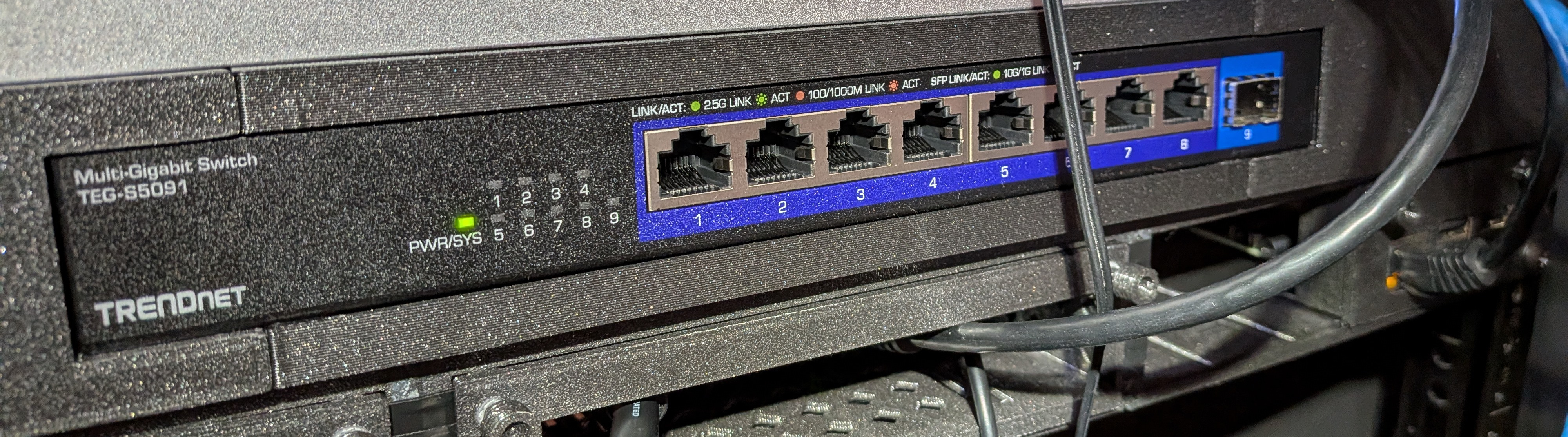 TEG-S5091 Trendnet Switch 19in server rack mounting brackets