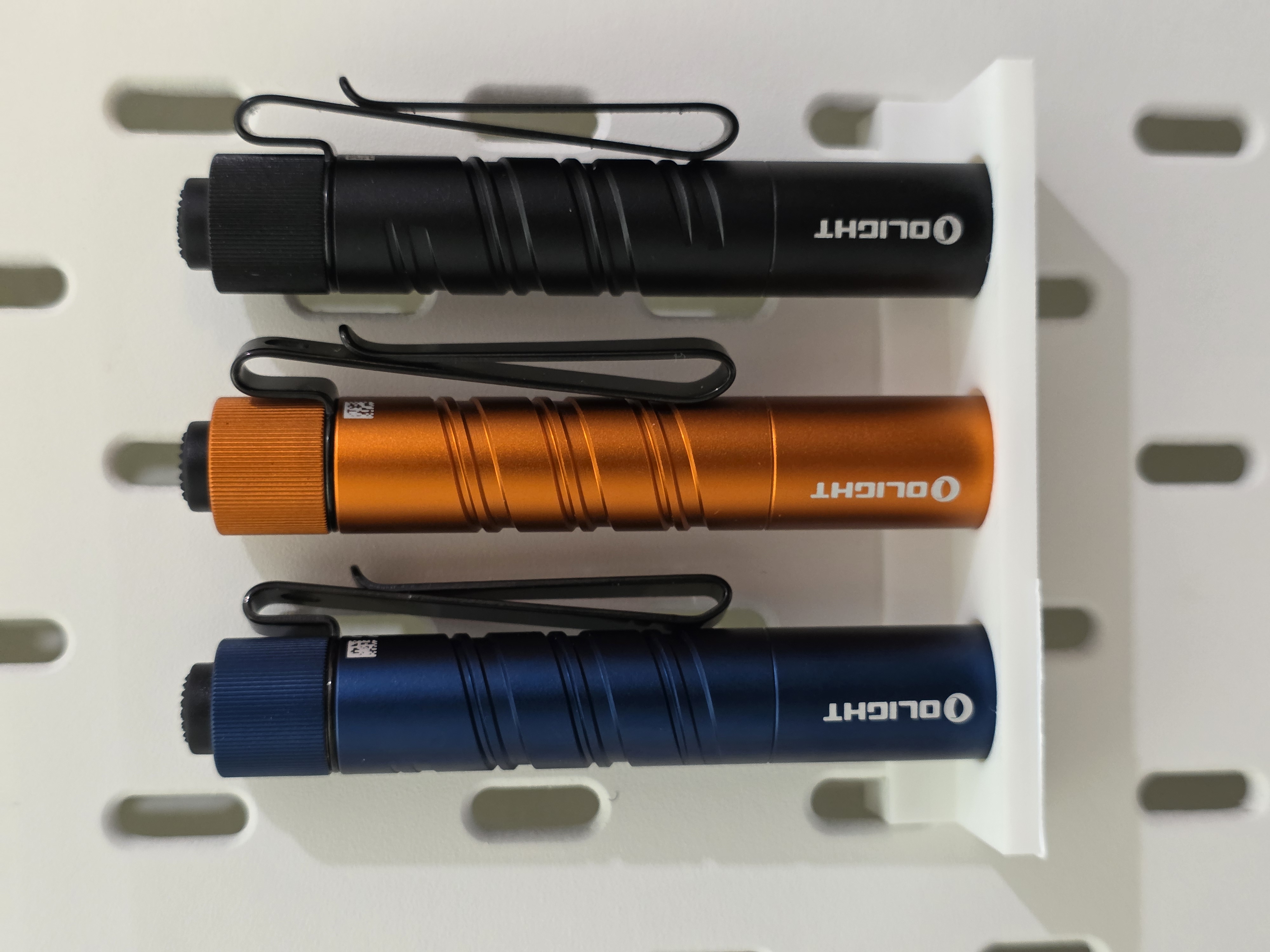 3x Olight I3E / I3T shelf for IKEA SKADIS