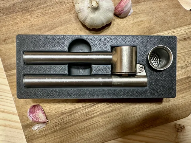 Kitchen Gridfinity: IKEA Koncis Garlic Press by enzo