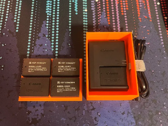 Canon Battery and Charger Box