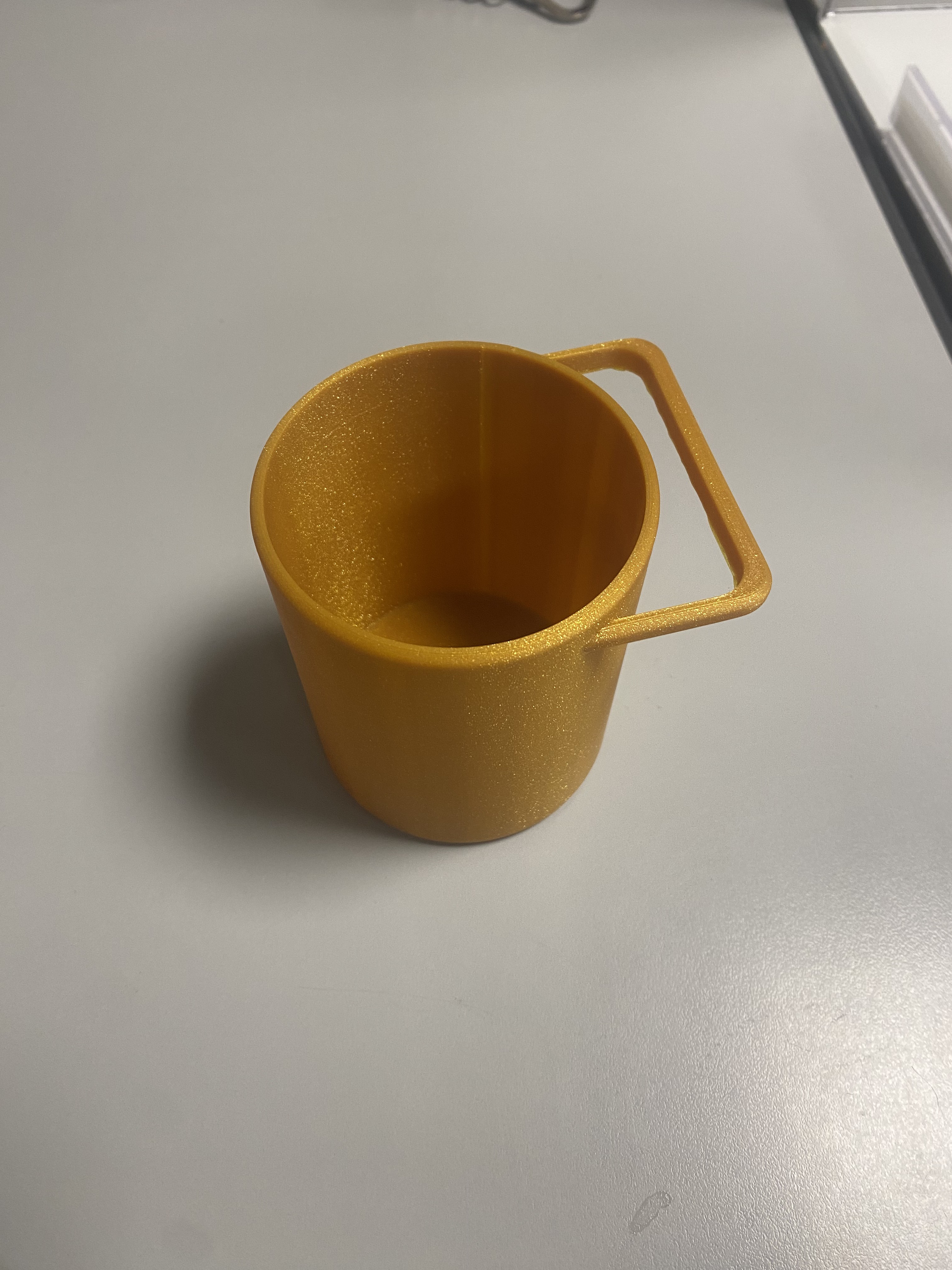 Uncomfortable mug