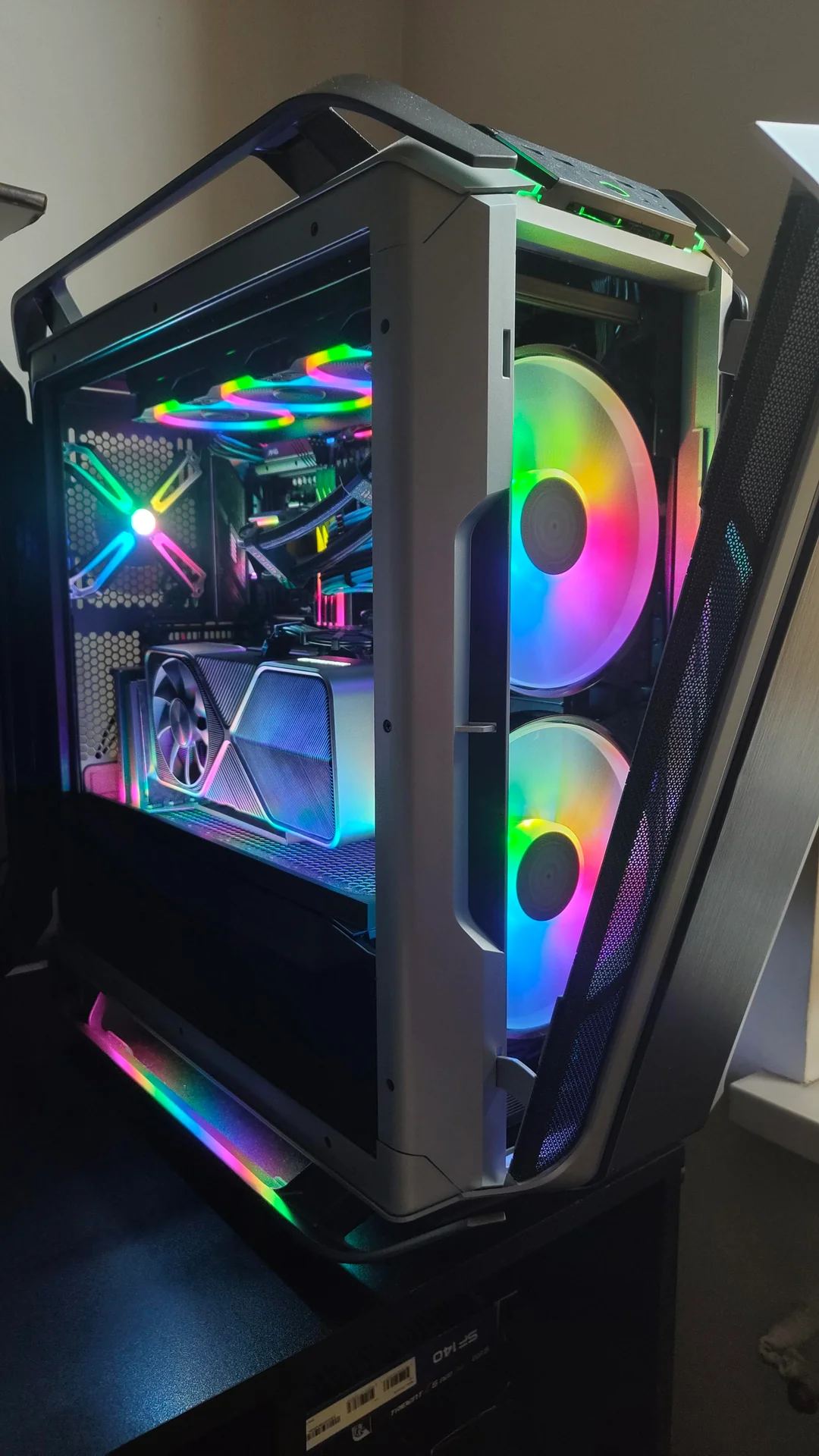 Cooler Master Cosmos C700M HAFed