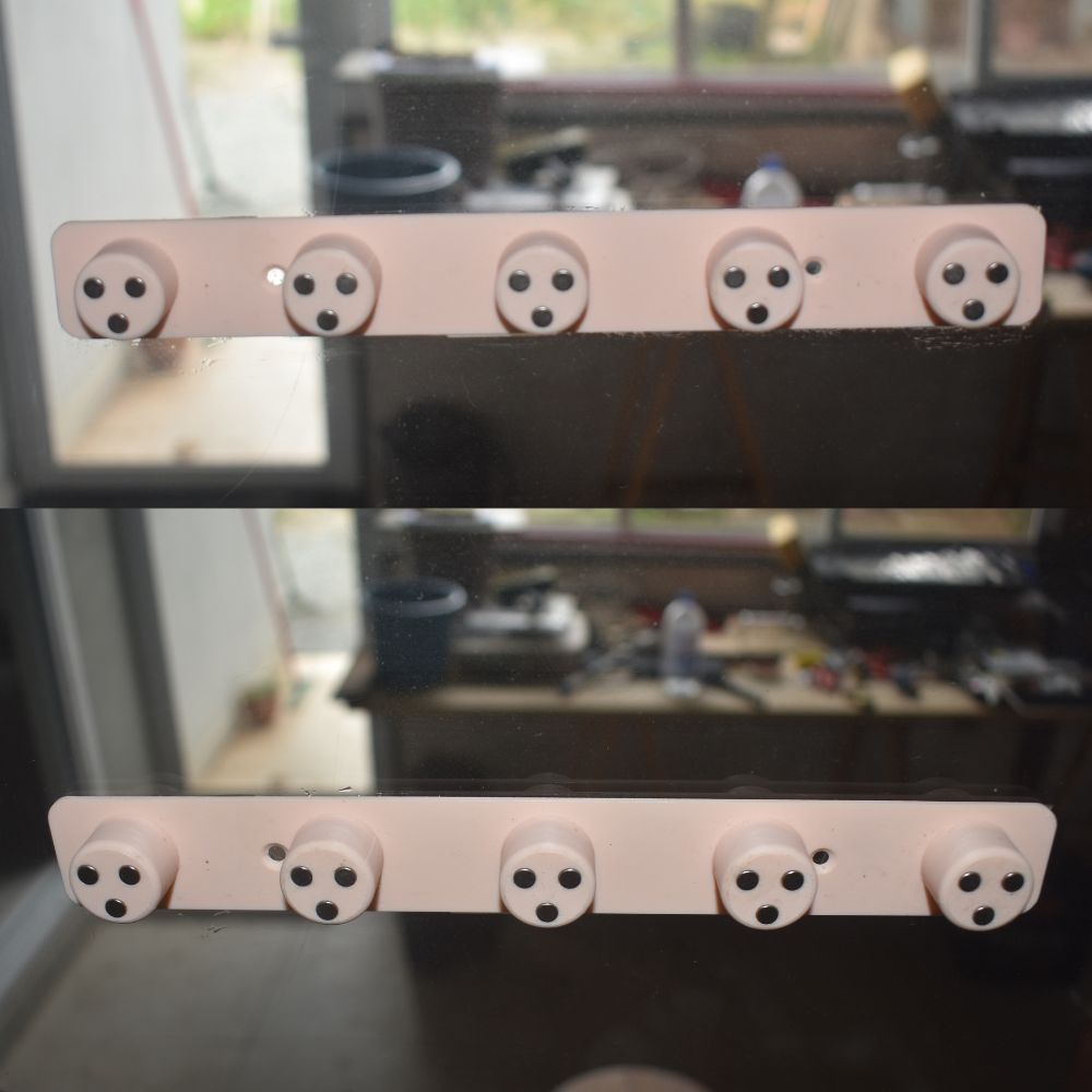 Soporte de imanes para cuchillos / Suporte magnético para facas / Magnetic knife holder