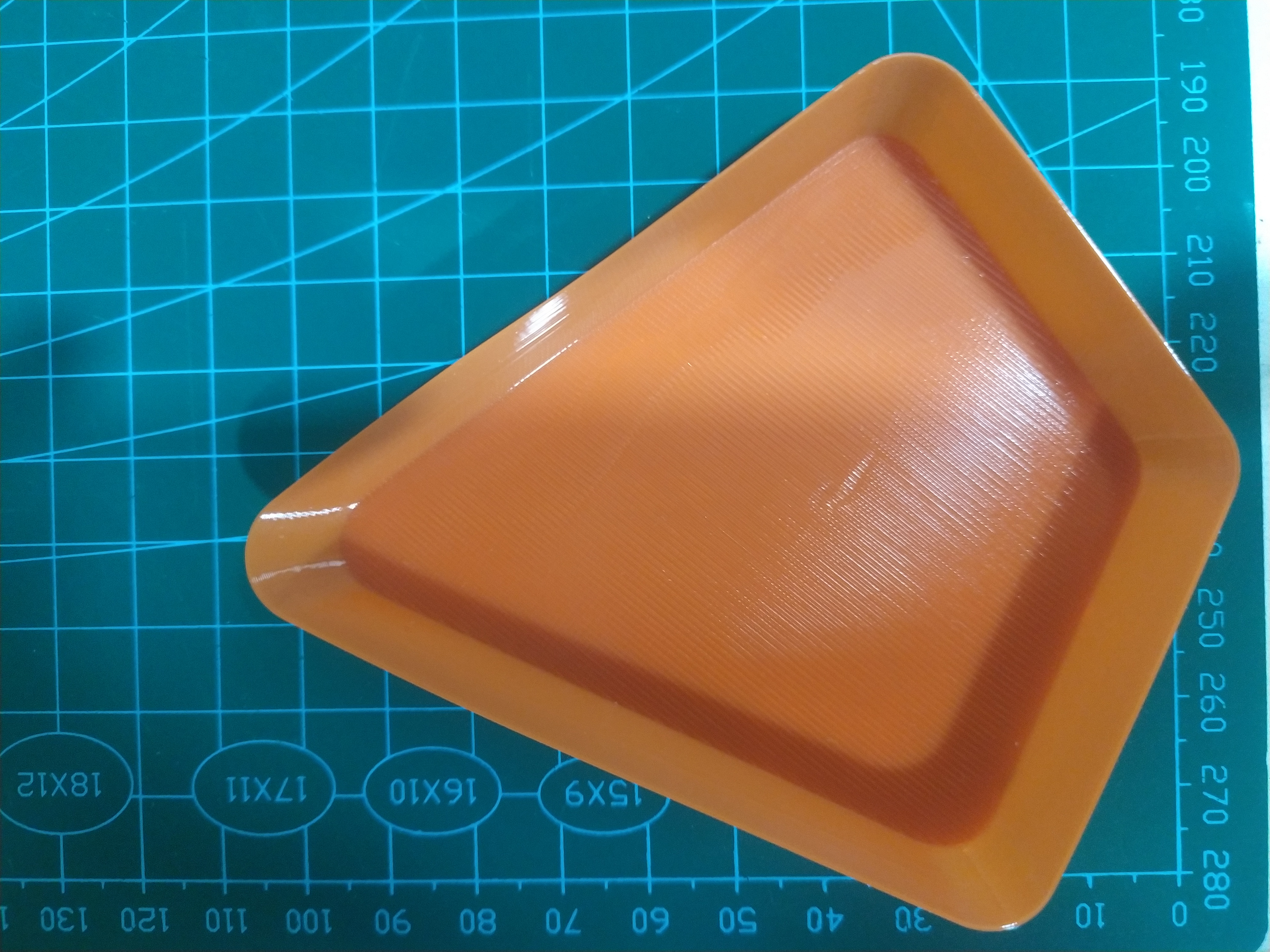 Miniatura 3 do modelo 3D Stackable TPU Vase Token Tray