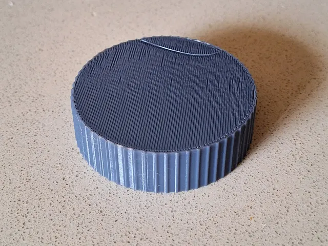 Detergent bottle cap