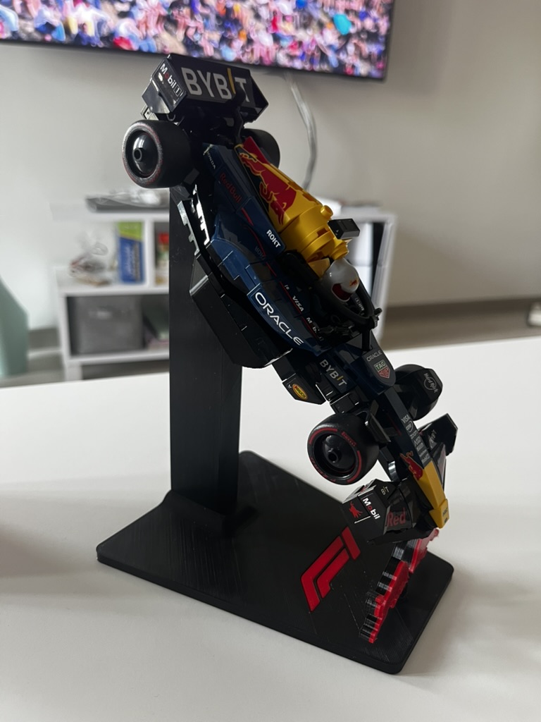 F1 RedBull display stand - LEGO