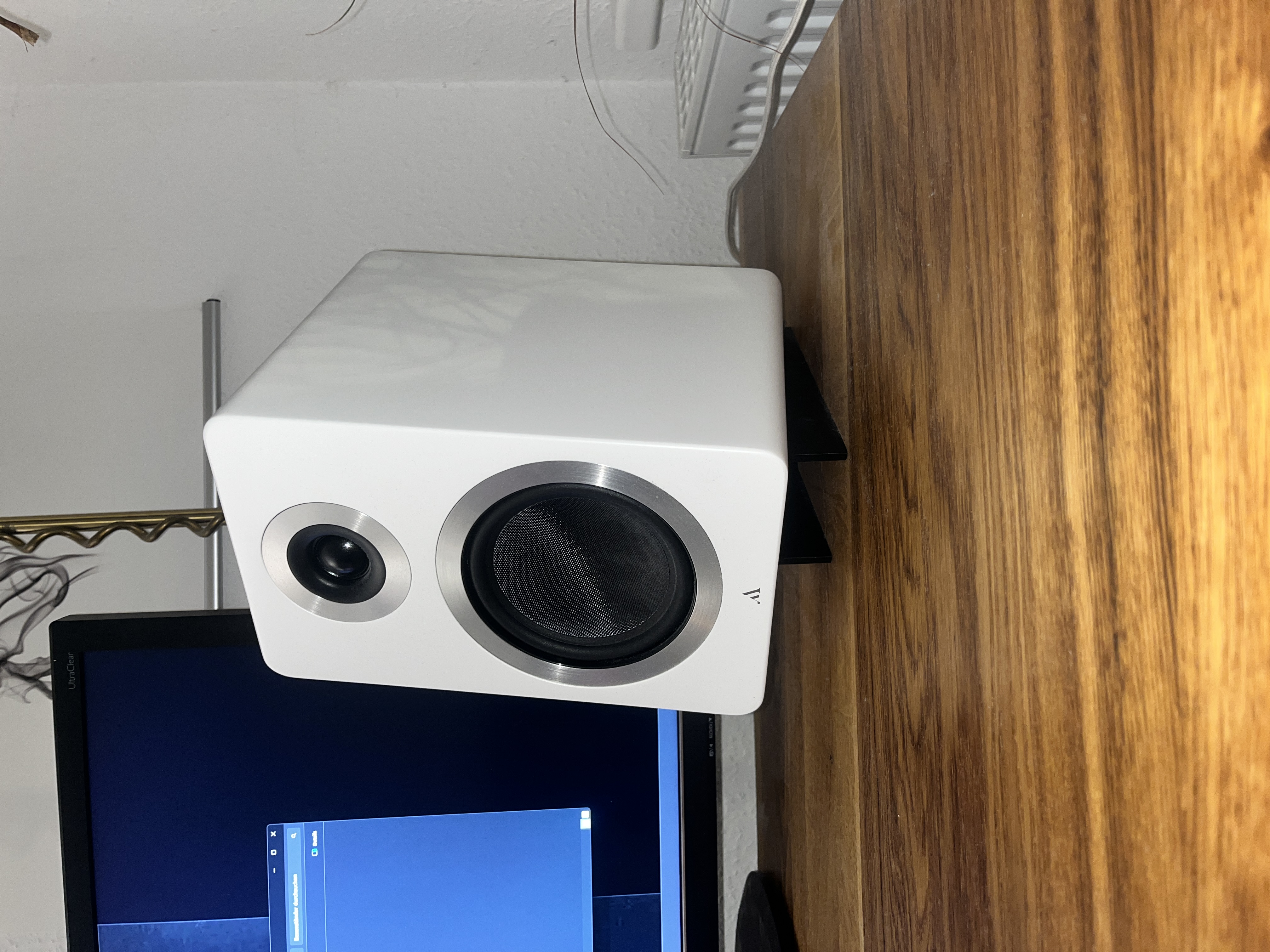 angled speaker platform