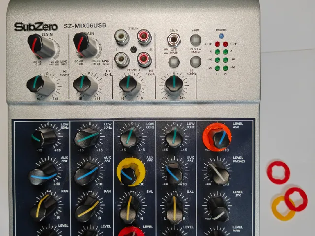 Coloured collars for SubZero Mixer knobs - Kragen für Mischpult-Knöpfe