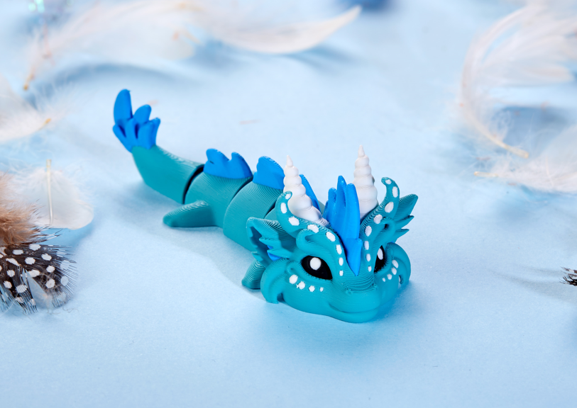 Wind Dragon - Articulated Keychain Figure
