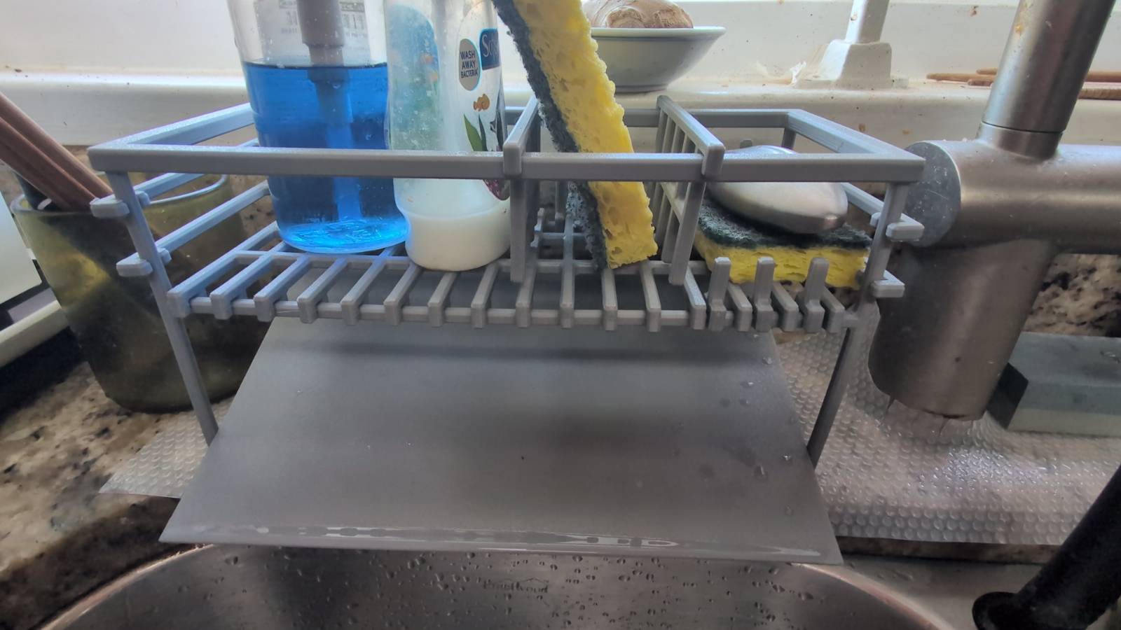 Kitchen Sink Caddy with tilted drain plate 3D model