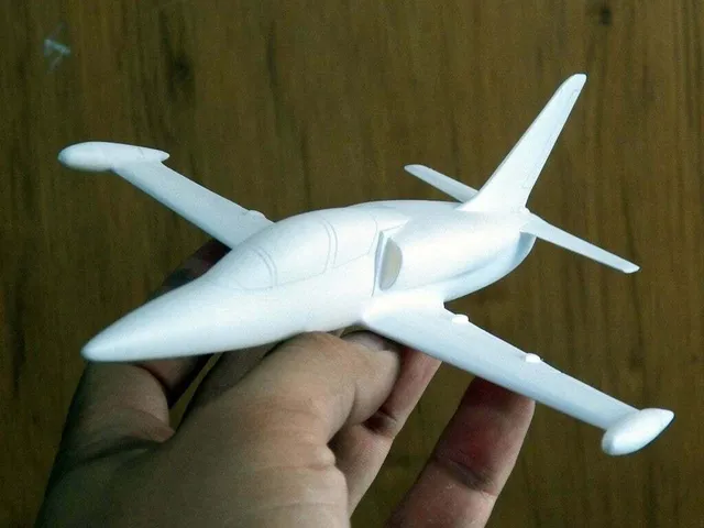 Easy to print Aero L-39 Albatros aircraft scale model (1/64)