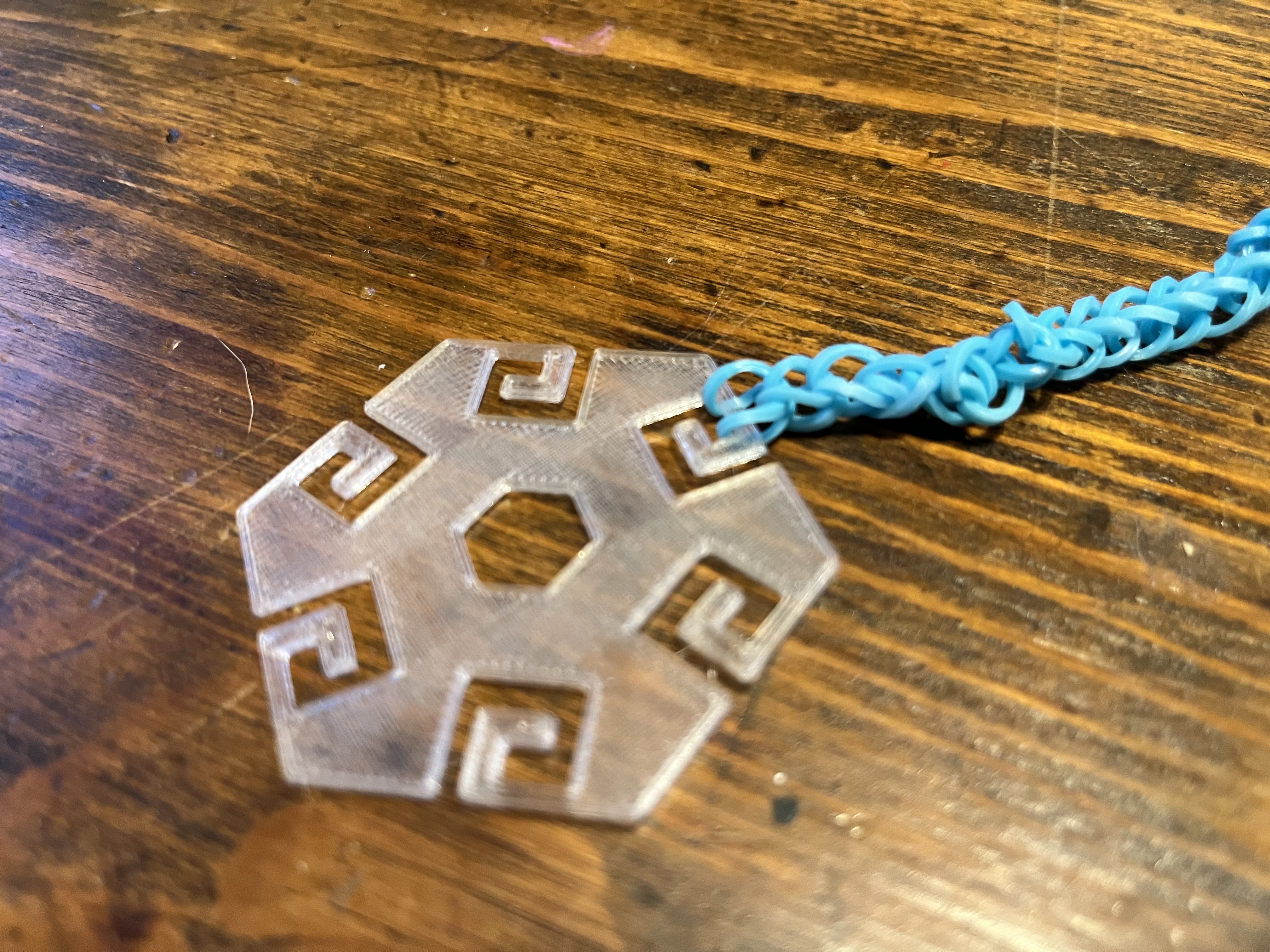 Rainbow Loom Hex connector