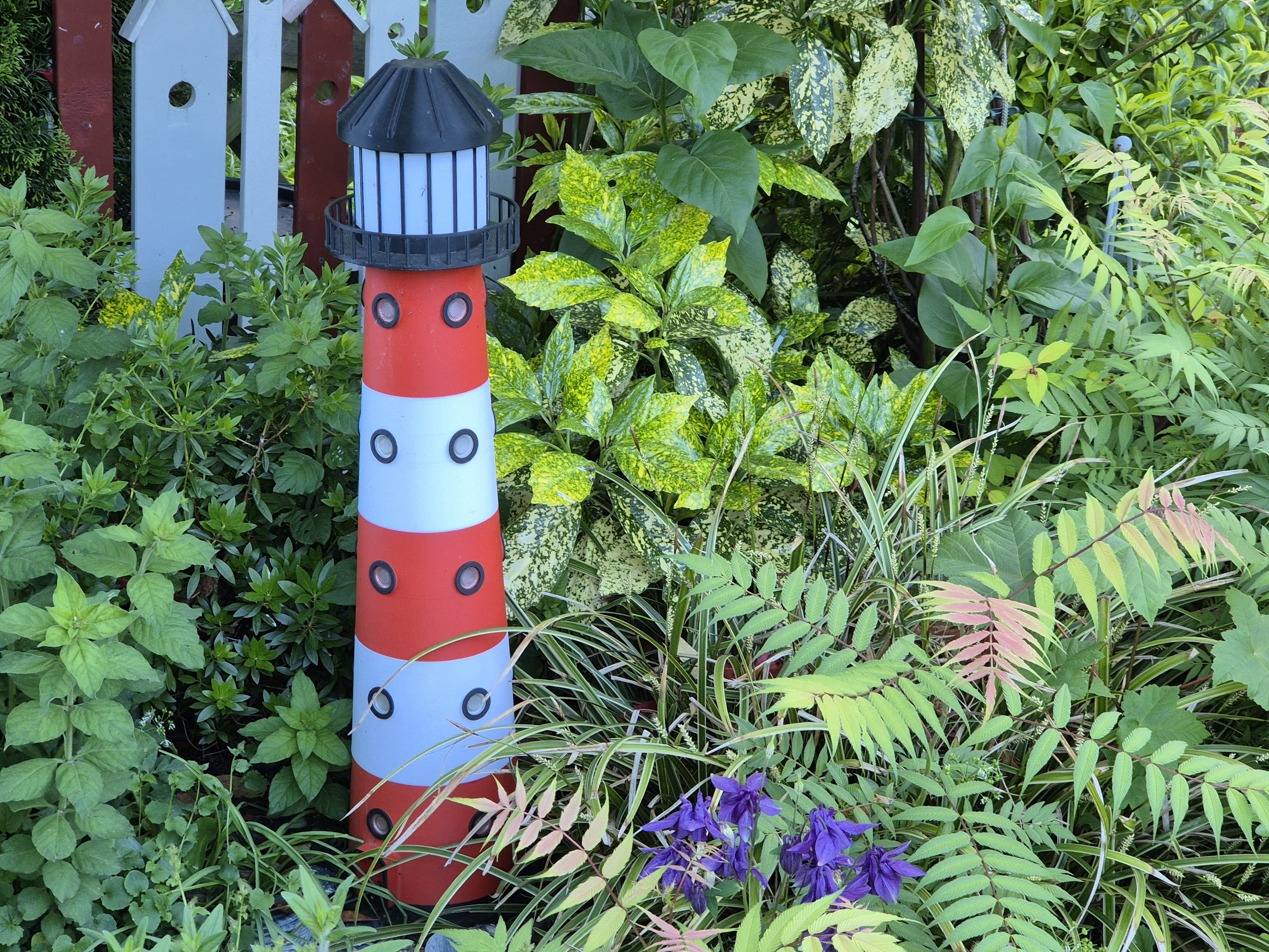 LIYthouse - ESPHome based lighthouse with LEDs by Nerdiy.de