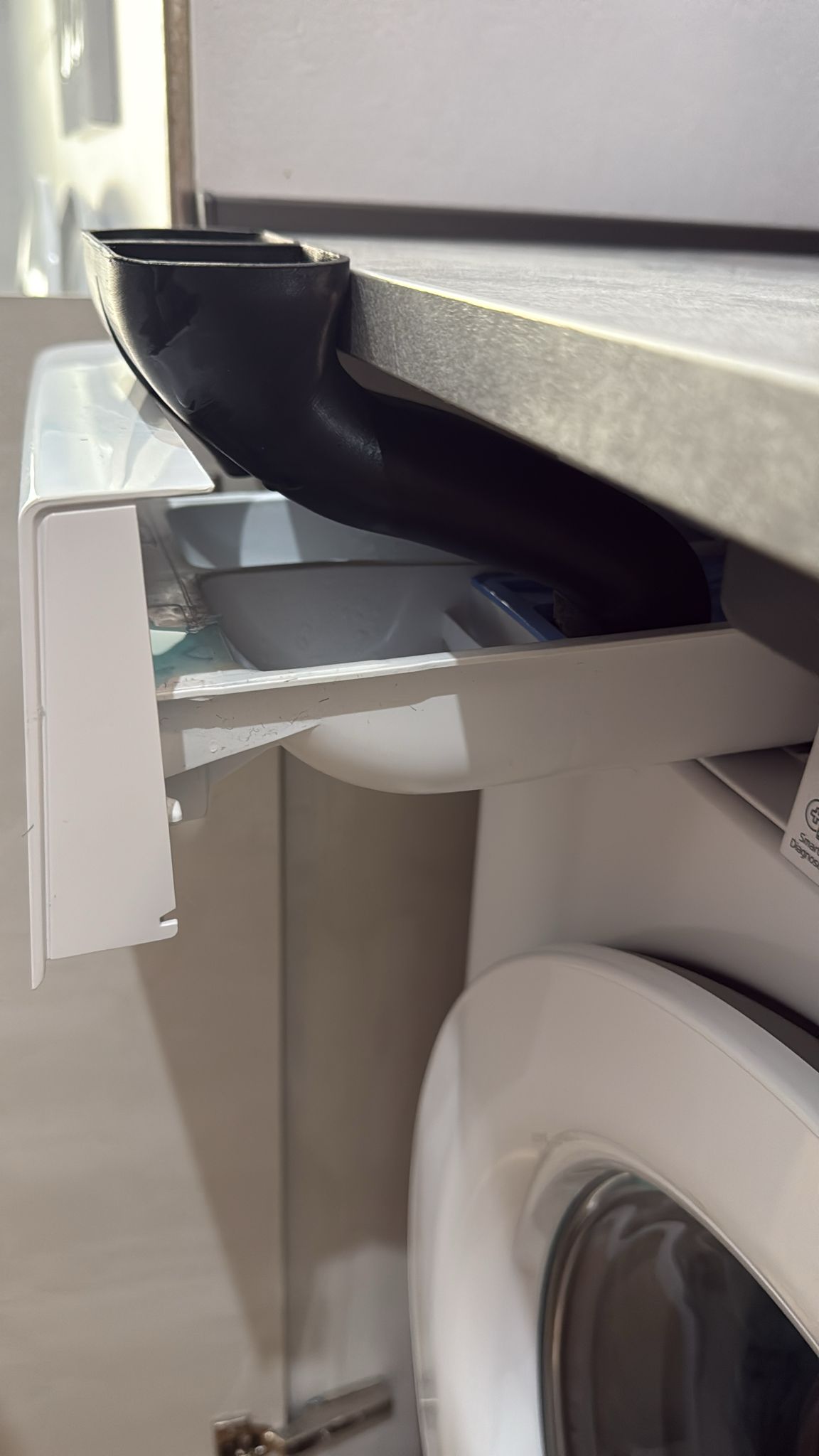 Detergent and Softener adapter for integrated washing machines with door panels