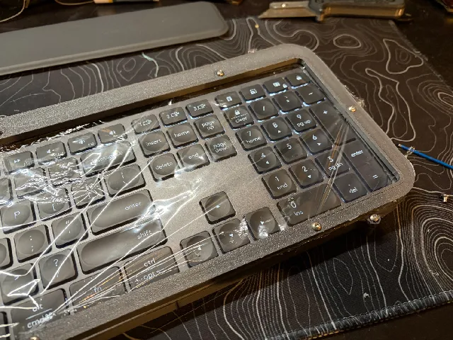 MX Keys Cling Case