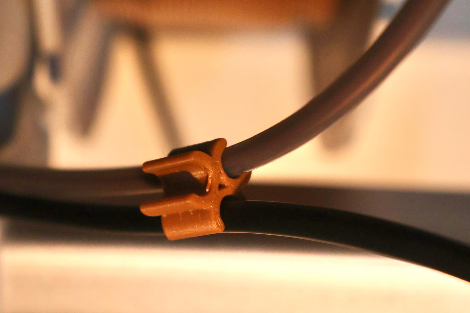 Miniatura 4 do modelo 3D Cable Organizer / Cable Clip