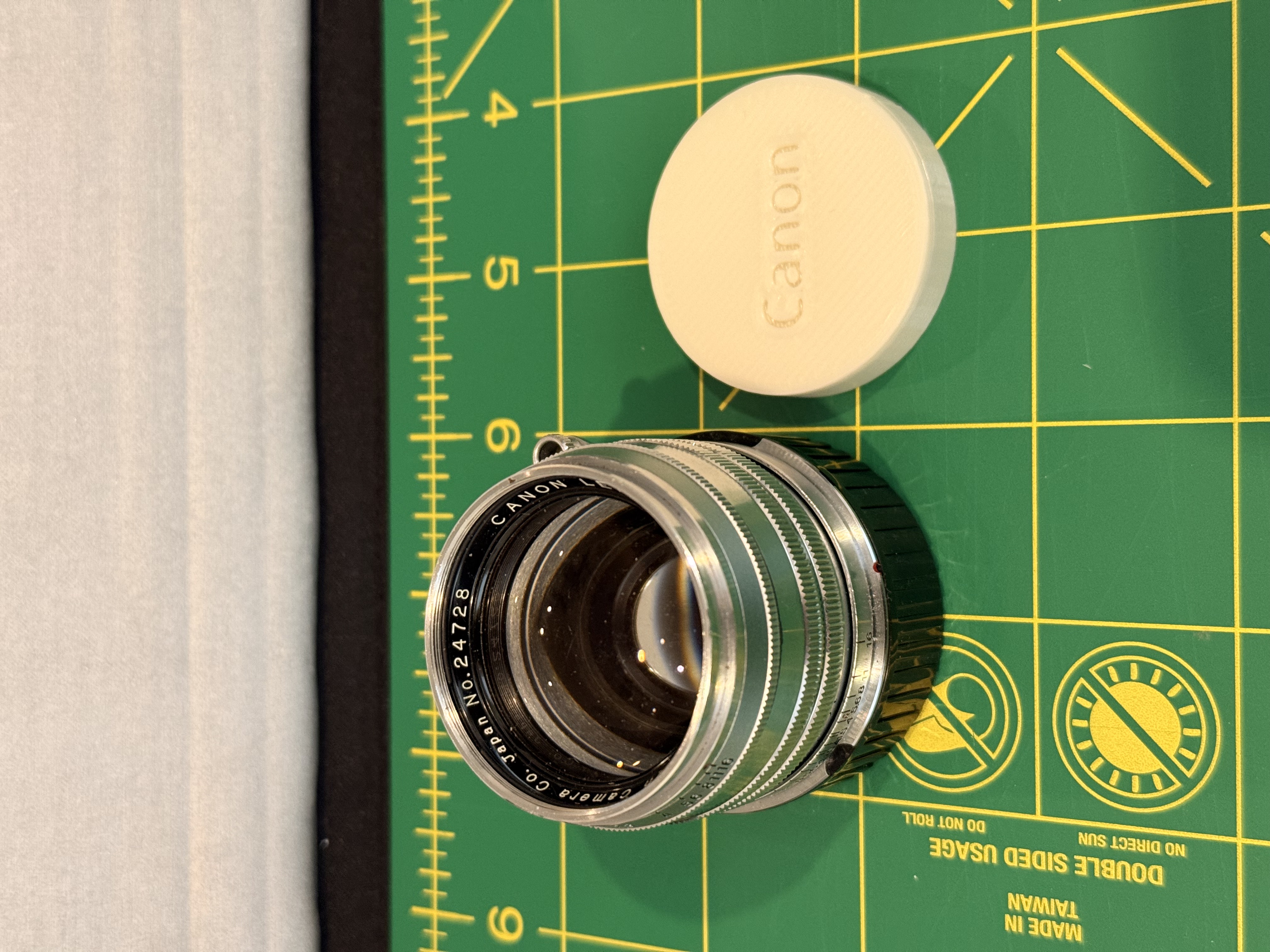 Canon 50mm 1.5 LTM lens cap