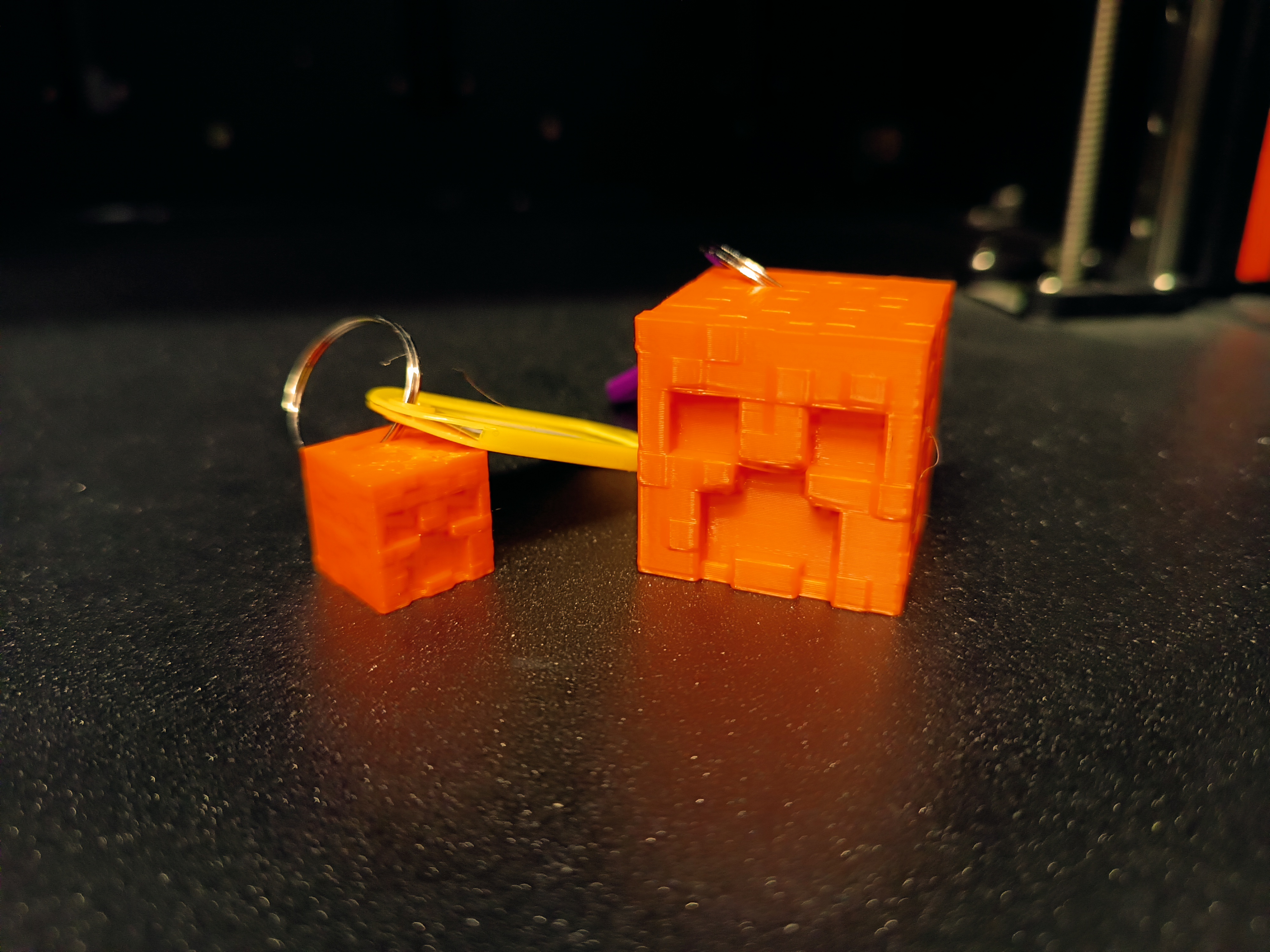 Miniatura 5 do modelo 3D Creeper keychain Minecraft