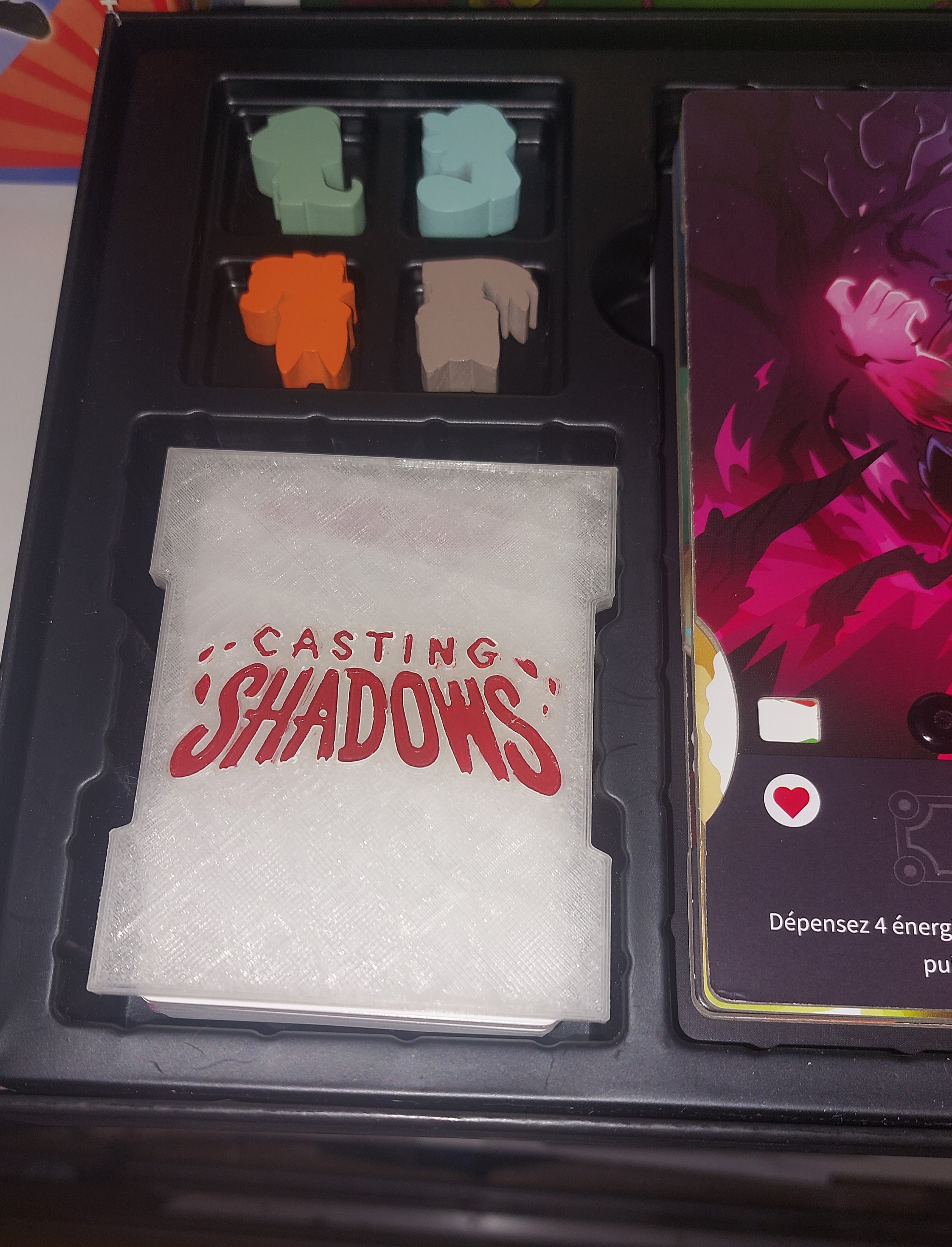Insert Casting shadows