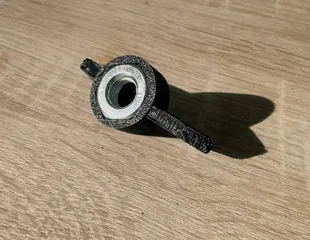 M10 wing nut with top cover