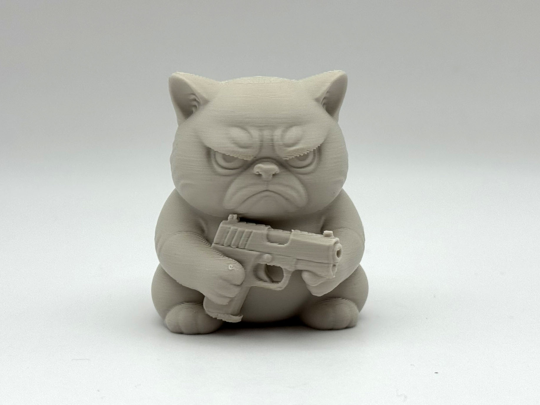 Miniatura 5 do modelo 3D Grumpy Cat with a Gun
