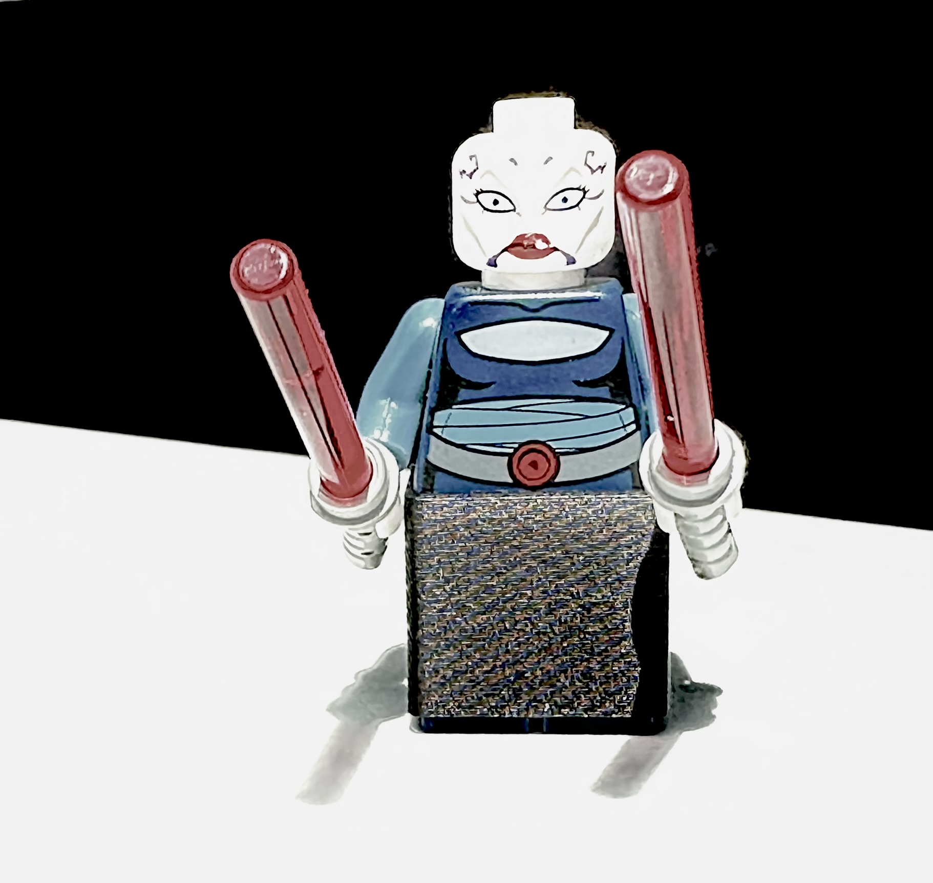 Lego SW0195 SKIRT Asajj Ventress Minifigure (from 7676)