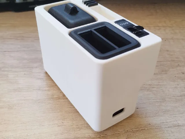 GoPro Hero 8 accessory travel case